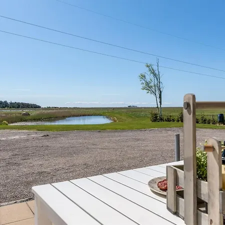 Kora - 2km From The Sea By Interhome *